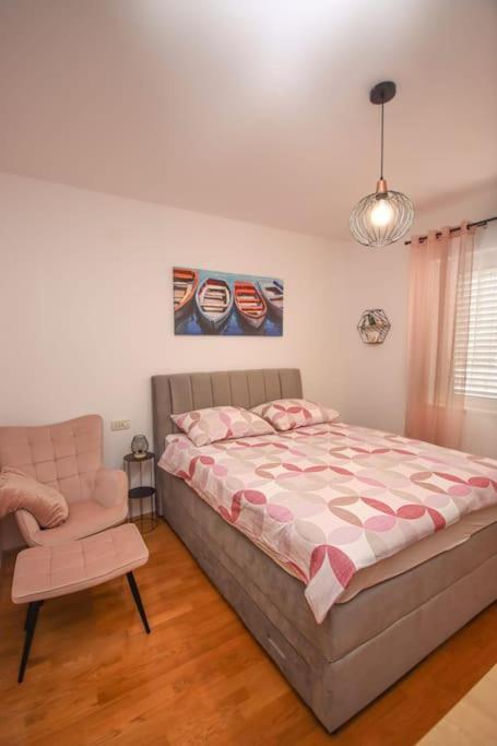 N&n Studio In Apartment